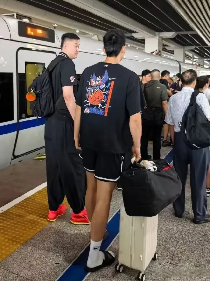 极具威望, 传奇队, 很多主力都