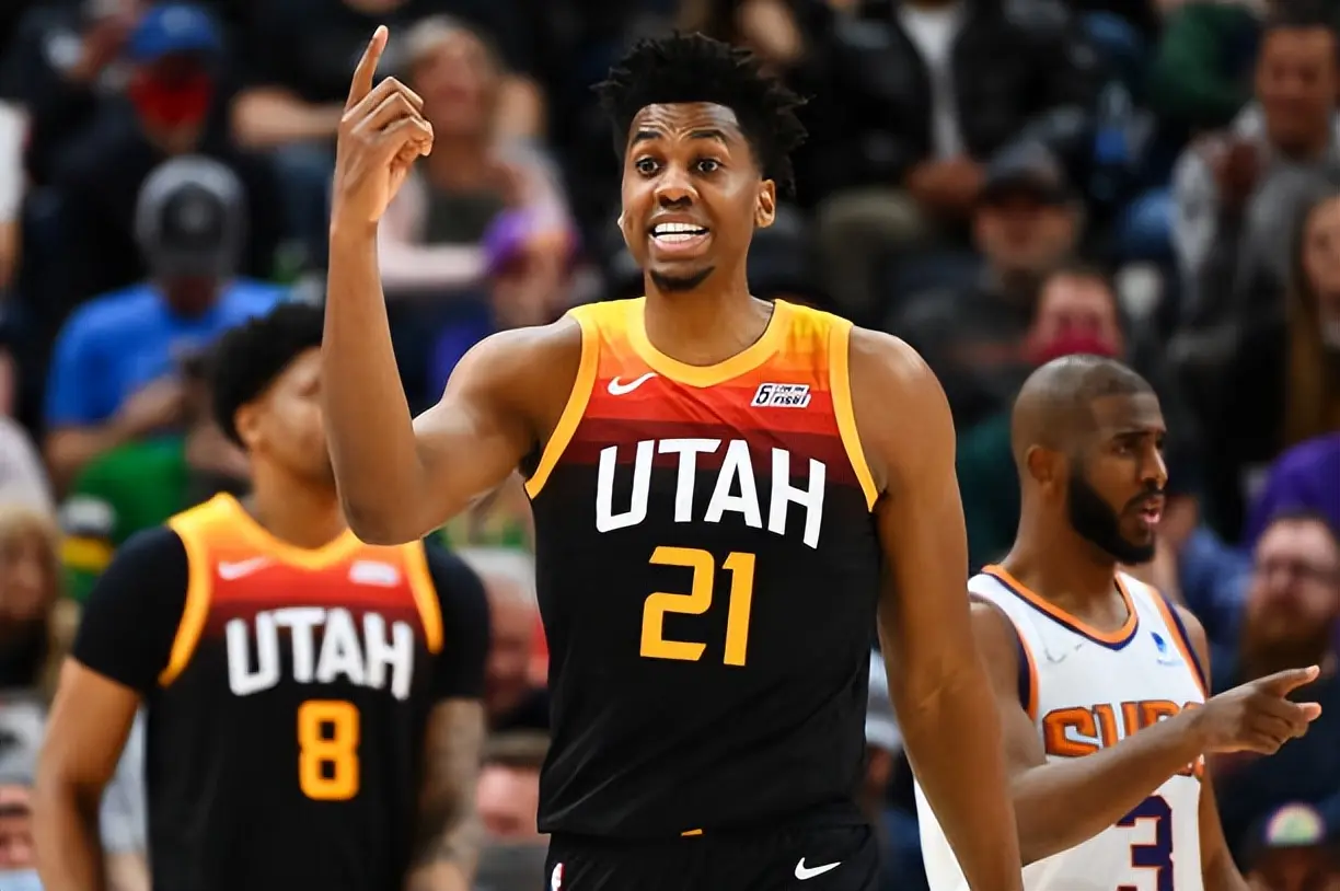 div, 在他出场的 div, 在他出场的